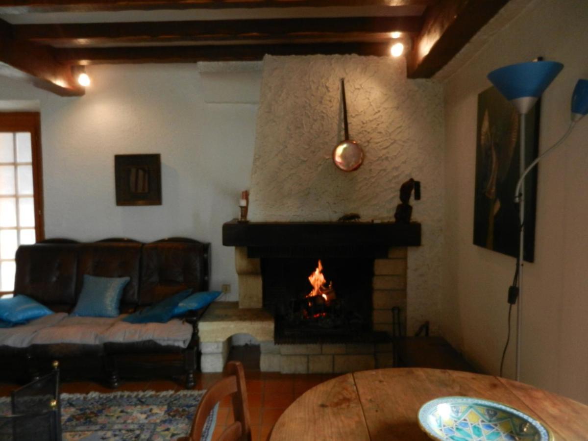 Gite Familial Fouga Bareilles Exterior photo