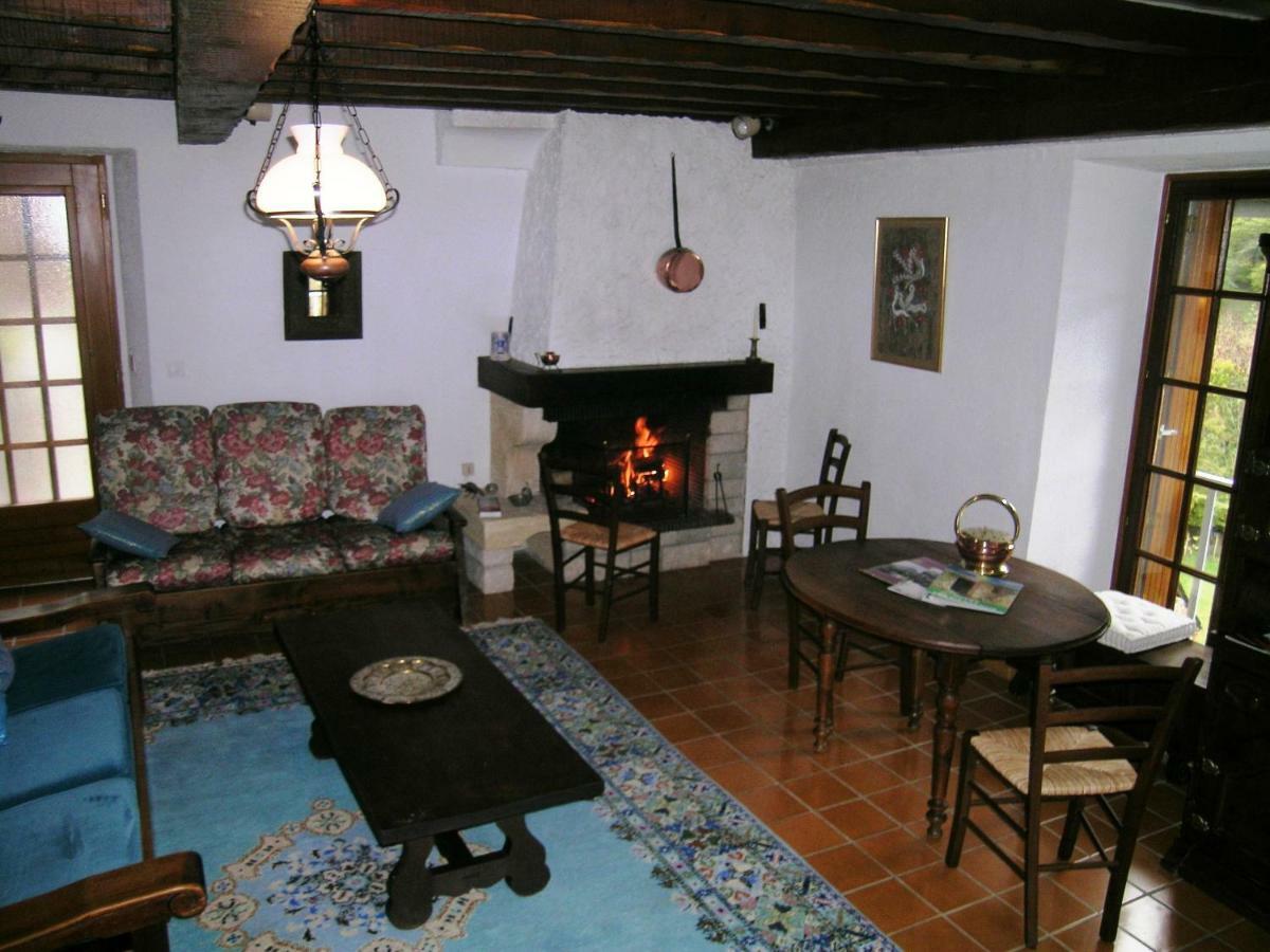 Gite Familial Fouga Bareilles Exterior photo